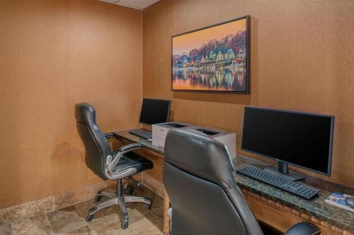 Best Western West Deptford Inn - image 37