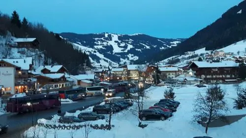 Familienappartement Talblick include JOKER CARD in Saalbach-Hinterglemm, Österreich