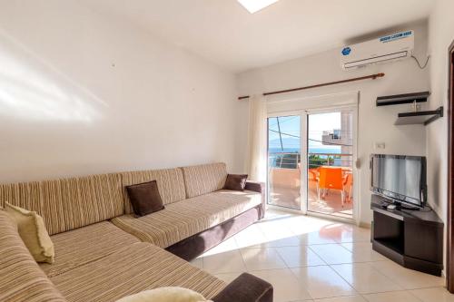 Star Sea View Apartment - image 3