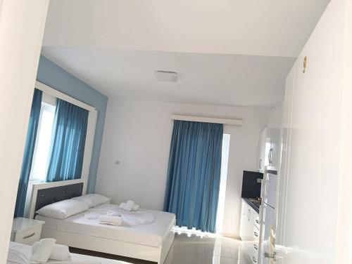 JOHN Apartments - image 2