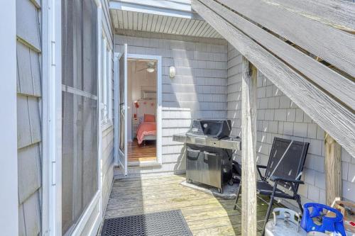 The Surfcomber Unit 2 in Ocean Bay Park (NY)