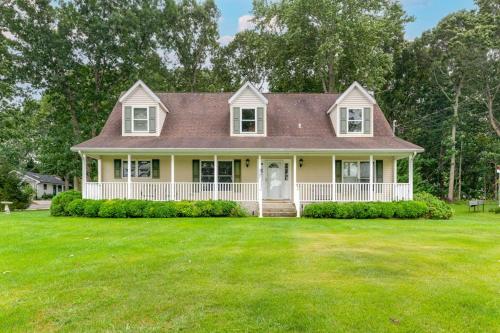 Minnehaha Marvel in Southold (NY)