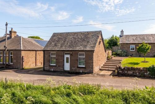 Home in Perth and Kinross in Coupar Angus