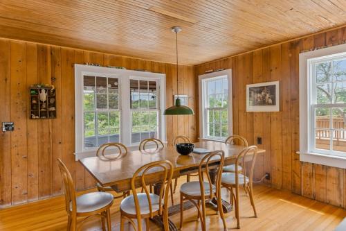 Seaside Escape on Huron in Ocean Bay Park (NY)