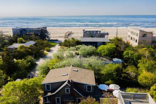 Seaside Escape on Huron in Ocean Bay Park (NY)