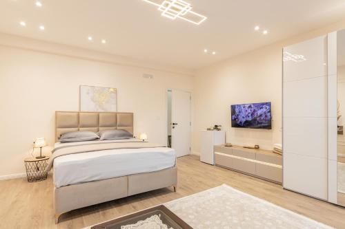 Nuhi Residence