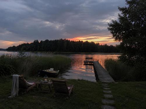 Mazurski zakątek, jacuzzi, własna linia brzegowa (Mazurski zakatek, jacuzzi, wlasna linia brzegowa) in Ожиш