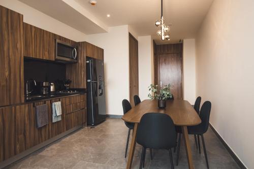 2906- Nice Apartment With Lux Amenities 1BR - image 4
