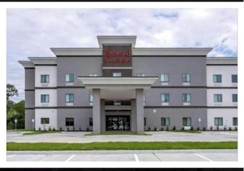 Redwood inn & Suites Crosby