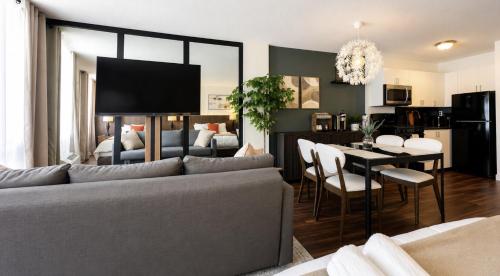 Stylish Studio at South Beach Entertainment District – khách sạn tại Khac
