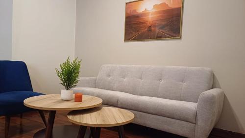 Cozy Apartment 2BR Near Cable Car & Witches Market - image 5