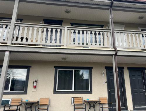 A szálláshely kívülről, Stampeder Inn in Williams Lake (Brit Kolumbia)