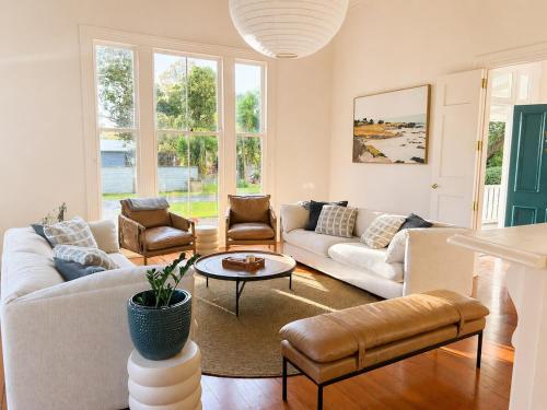 Coro Lodge - Sleeps 18 - 7BR - 5 ensuites in Preece Point