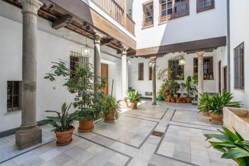 BnS Dauro Suites - image 22
