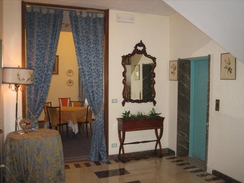 Hotel Broglia - image 9