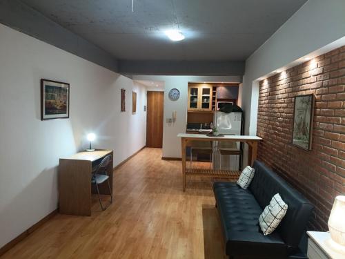 Jacaranda Home en Báez 583