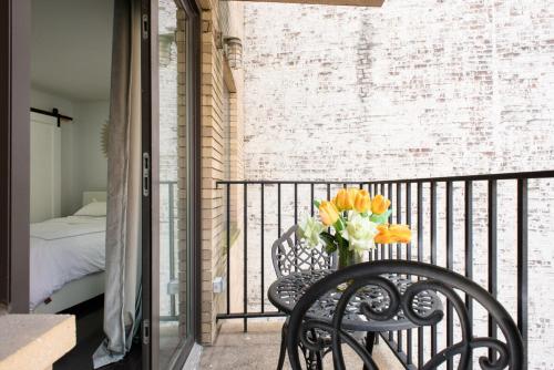 809 Midtown Apartments - image 13