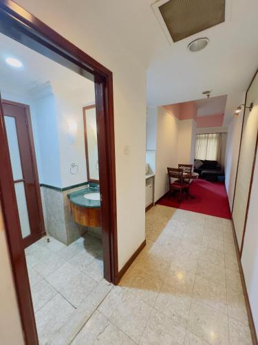 East private service apartment at time square kl - image 14
