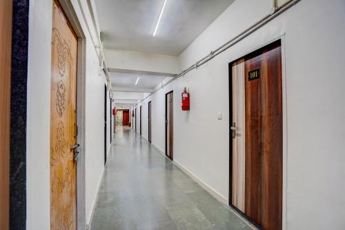 Hall, Collection O Prahlad Nagar Road Formerly Hotel Aura Inn in Ahmedabad
