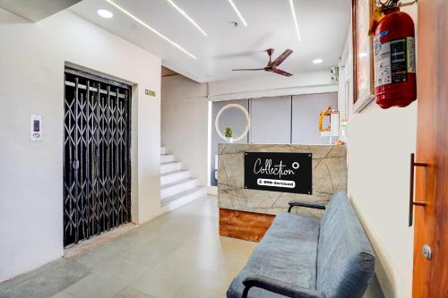 Hall, Collection O Prahlad Nagar Road Formerly Hotel Aura Inn in Ahmedabad