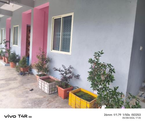 Shreshta lodging in Balehonnur