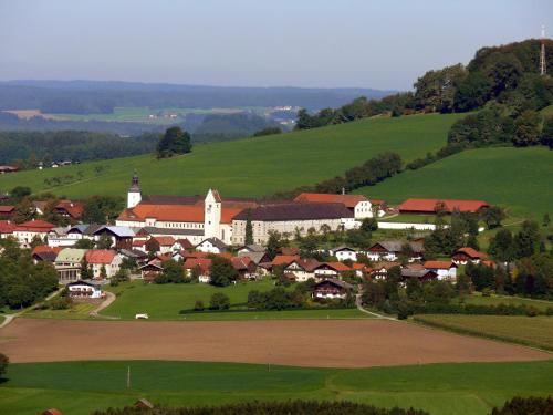 Benediktinerstift Michaelbeuern in 費希滕