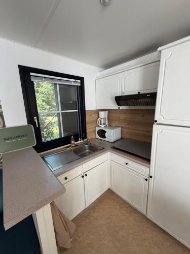 1 double bed, 4 twin beds, 1 sofa bed