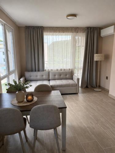 Апартамент Marina – khách sạn tại Karvana Town