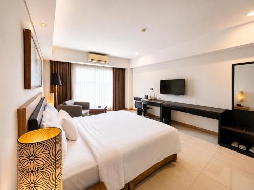 Sakura Park Hotel & Residence Room Type - Deluxe Queen Room