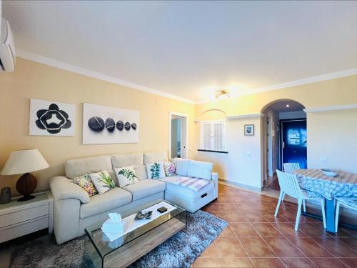 Sunny Apartment near the beach - WOO01