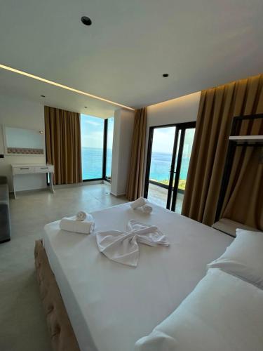Borsh sunset apartments in Qazim Pali
