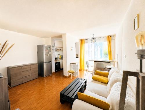 T2 cosy à 2 pas de la plage avec parking privé