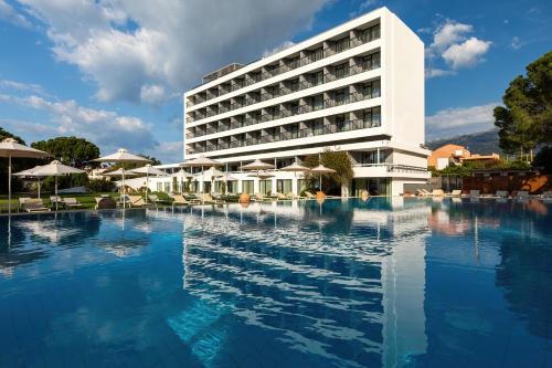 ทัศนียภาพภายนอกโรงแรม, แอโรเทล อชายา บีช (Airotel Achaia Beach) in พาทรา