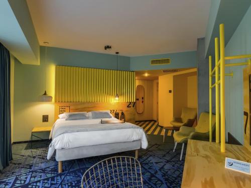 hotel photo