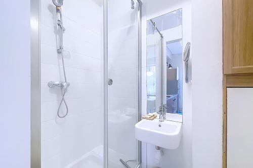 Cosy loft near Bastille & Canal - image 14