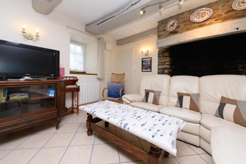 2 bedrooms, 4 beds