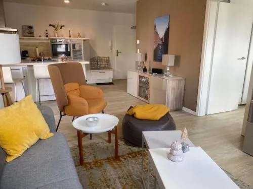 App Glück am Meer mit 1 SZ und Balkon, strandnah by Unsere Urlaubszeit in Kellenhusen Ostsee, Deutschland