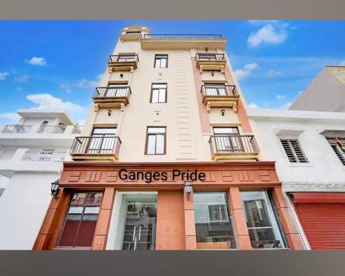 Bejárat, Ganges Pride Hotel in Motichur