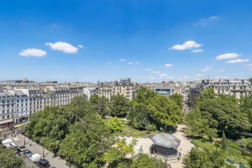 BnBNova- 1BR - Le Marais - Walk to Notre-Dame - image 13