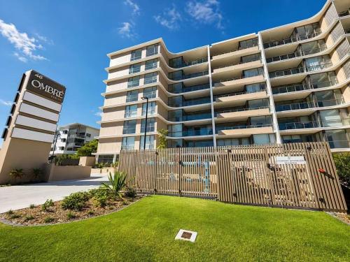 Lumi Residence Robina in Robina