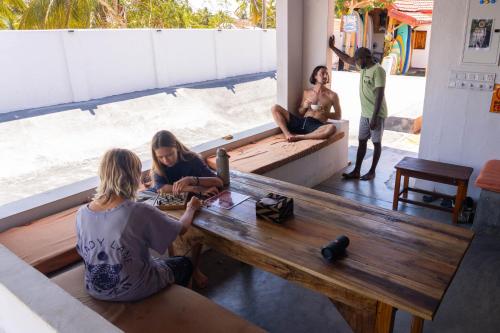 Hangten's Surf Skate Hostel in Arugam Öböl