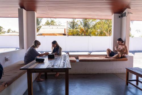 Hangten's Surf Skate Hostel in Arugam Öböl