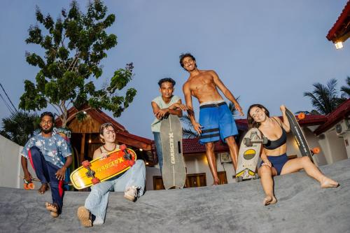Hangten's Surf Skate Hostel in Arugam Öböl
