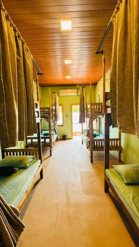 Hangten's Surf Skate Hostel in Arugam Öböl