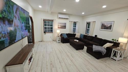 The Lake and Mountain Retreat in Lakeville (PA)