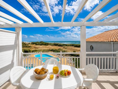 Vue océan et piscine - Grand appart 5 pers