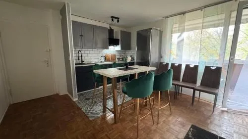 Spacious 3-room apartment with balcony in Mönchengladbach, Deutschland