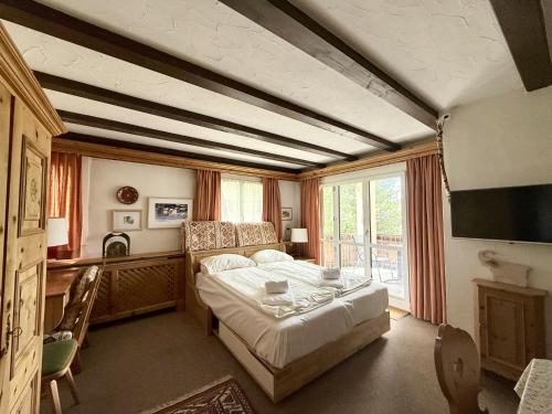 Apartment Residenza Chesa Margun 78-1 by Interhome in Surlej, Schweiz