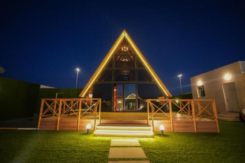 A-Frame Farm Retreat Abu Dhabi 2BR Cabin in Remah