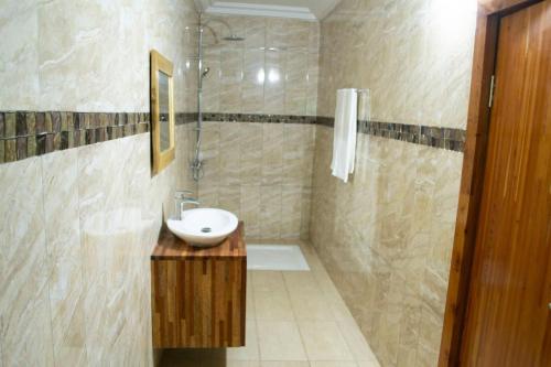 Hôtel LEWI 1 Bouaké (Hotel LEWI 1 Bouake) in บูอาเก้